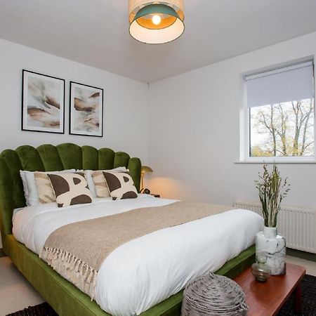 The Sparkford Gardens - Lovely 2Bdr With Balcony London Eksteriør bilde