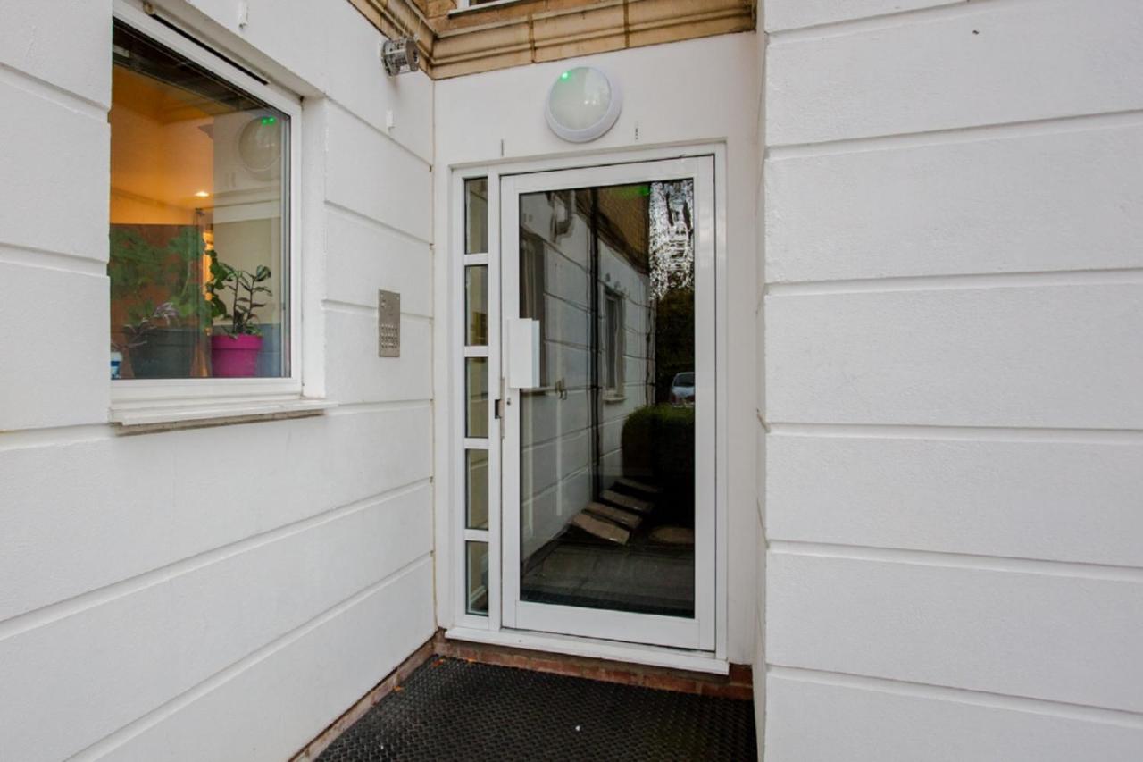 The Sparkford Gardens - Lovely 2Bdr With Balcony London Eksteriør bilde