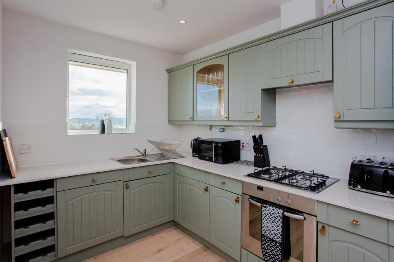 The Sparkford Gardens - Lovely 2Bdr With Balcony London Eksteriør bilde